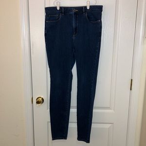 L.L. Bean women’s true shape jeans, high-rise, straight leg stretch size 14